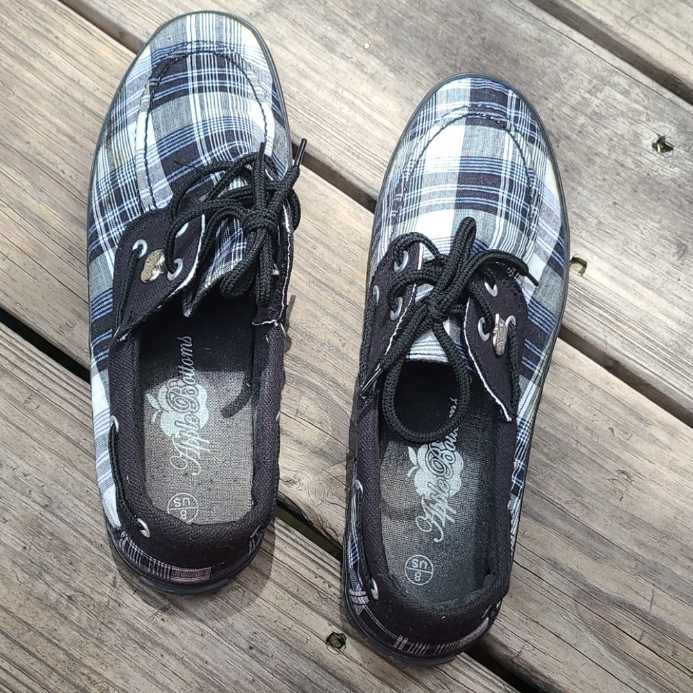 Black plaid apple bottom flats